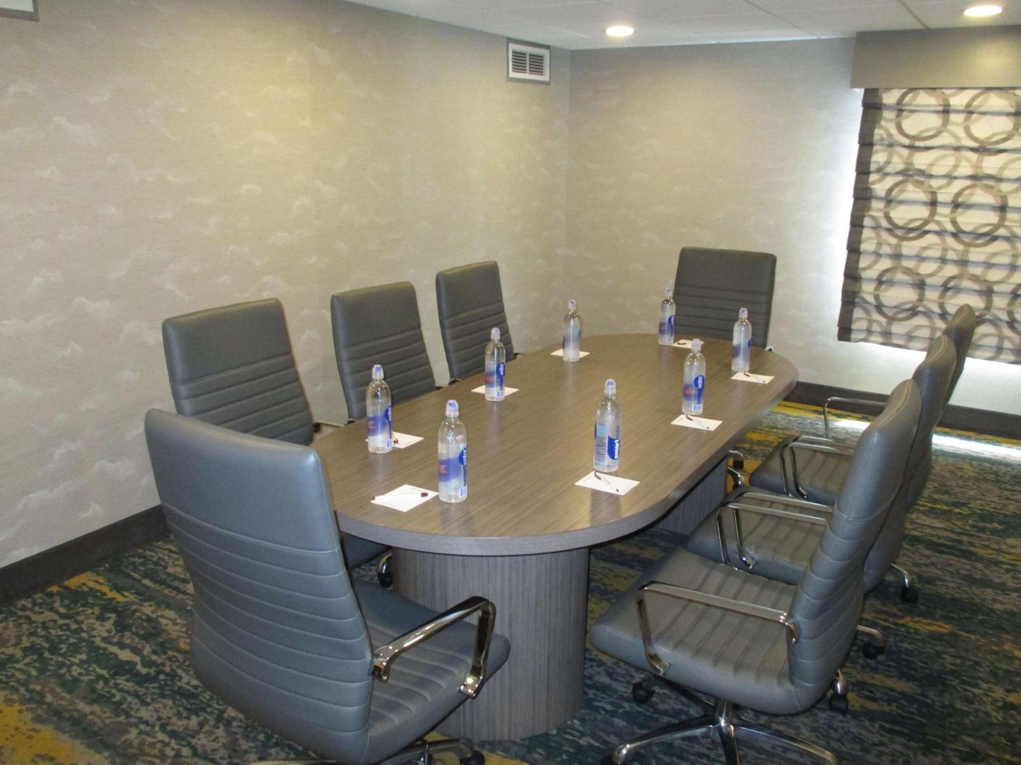Best Western Plus Bloomington East Exterior photo